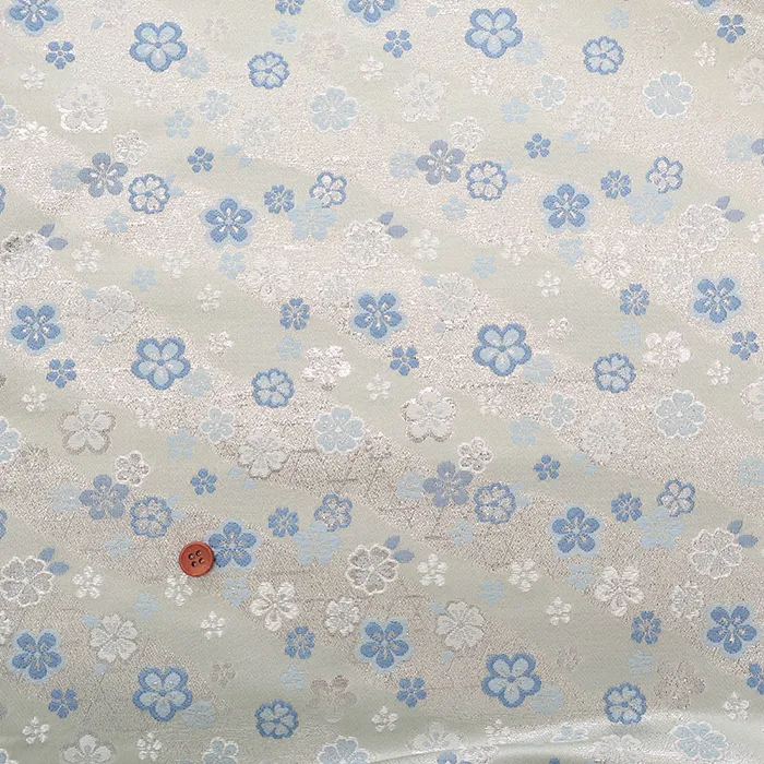 金襴 梅模様
